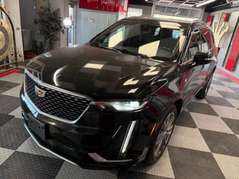 Another view of 2021 Cadillac XT6 Premium Luxury 4x4 4dr SUV for sale in Royal Oak, MI at Victory Motors Royal Oak
