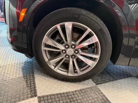 More photos of 2021 Cadillac XT6 Premium Luxury 4x4 4dr SUV at Victory Motors Royal Oak, MI