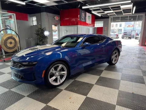 More photos of 2021 Chevrolet Camaro LT1 2dr Coupe at Victory Motors Royal Oak, MI