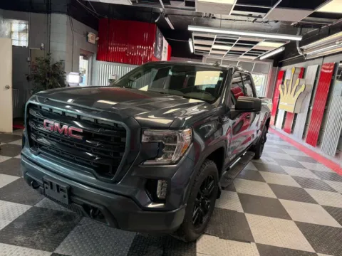 Another view of 2019 GMC Sierra 1500 Elevation 4x4 4dr Double Cab 6.6 ft. SB for sale in Royal Oak, MI at Victory Motors Royal Oak