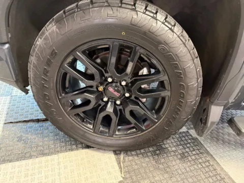 More photos of 2019 GMC Sierra 1500 Elevation 4x4 4dr Double Cab 6.6 ft. SB at Victory Motors Royal Oak, MI