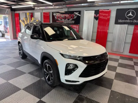 White 2021 Chevrolet TrailBlazer RS 4x4 4dr SUV for sale in Royal Oak, MI