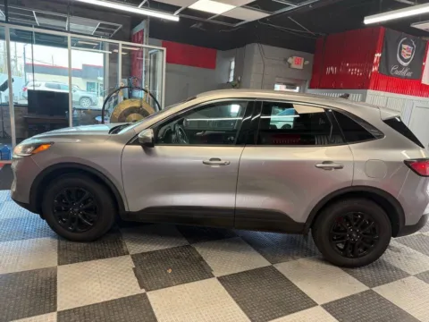 More photos of 2021 Ford Escape SE AWD 4dr SUV at Victory Motors Royal Oak, MI