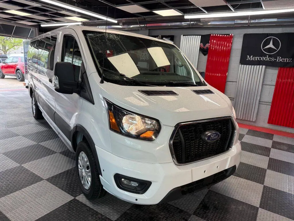 2024 Ford Transit 350 XLT Low Roof Sliding Pass. 148's photo