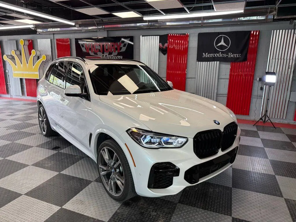 White 2023 BMW X5 M50i AWD 4dr Sports Activity Vehicle for sale in Royal Oak, MI