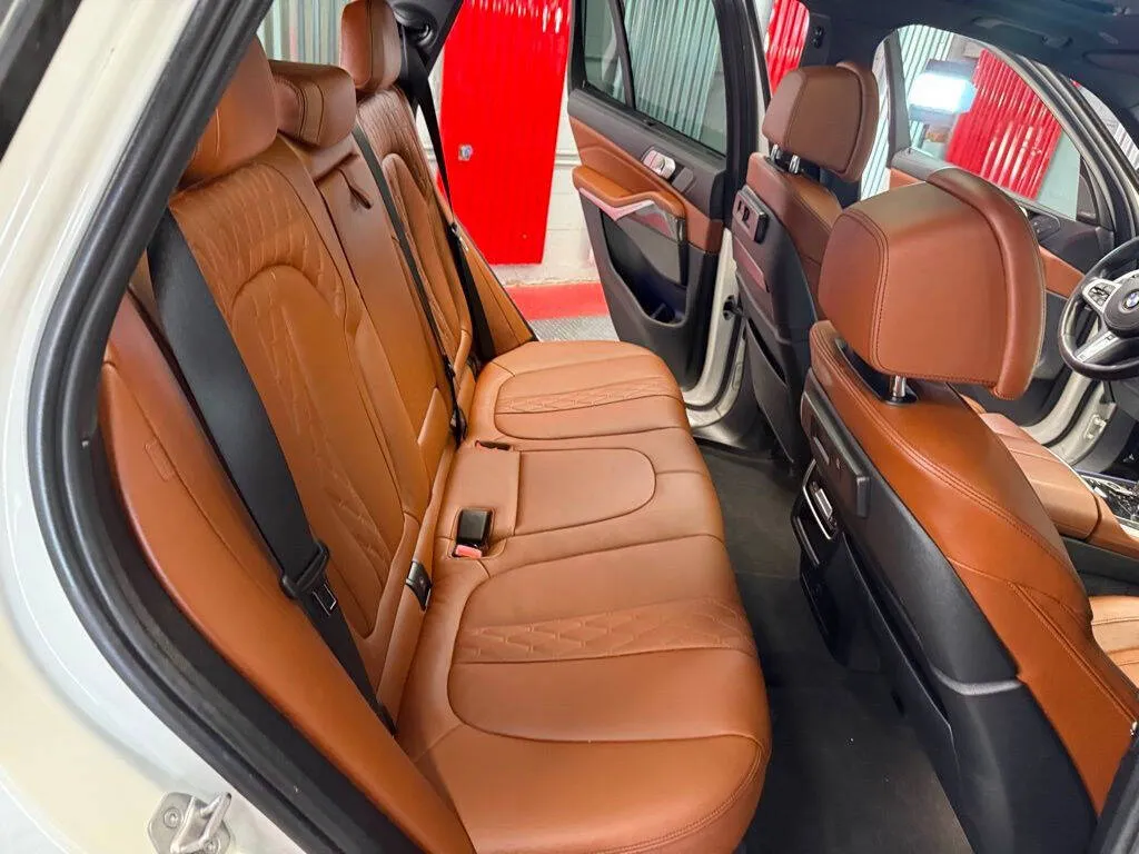 2023 BMW X5 M50i - Photo 37