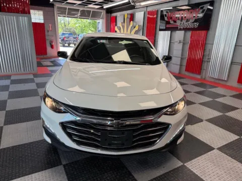 Photos of 2024 Chevrolet Malibu LT 4dr Sedan w/1LT for sale in Royal Oak, MI at Victory Motors Royal Oak