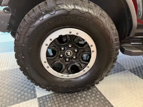 More photos of 2022 Ford Bronco Outer Banks Advanced 4x4 4dr SUV at Victory Motors Royal Oak, MI