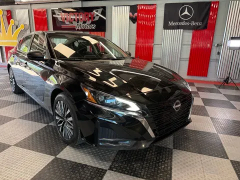 Photos of 2025 Nissan Altima 2.5 SV 4dr Sedan for sale in Royal Oak, MI at Victory Motors Royal Oak