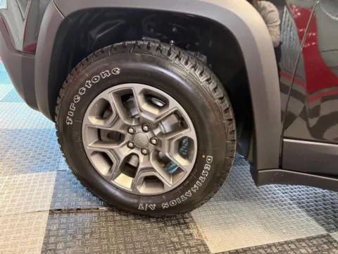More photos of 2019 Jeep Cherokee Trailhawk 4x4 4dr SUV at Victory Motors Royal Oak, MI