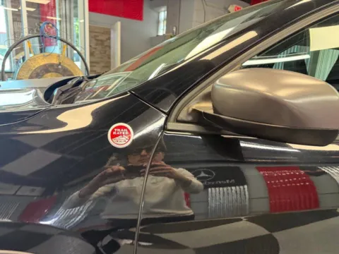 More photos of 2019 Jeep Cherokee Trailhawk 4x4 4dr SUV at Victory Motors Royal Oak, MI
