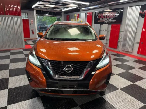 Photos of 2019 Nissan Murano Platinum AWD 4dr SUV for sale in Royal Oak, MI at Victory Motors Royal Oak