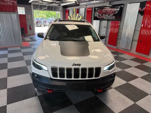 Another view of 2019 Jeep Cherokee Trailhawk 4x4 4dr SUV for sale in Royal Oak, MI at Victory Motors Royal Oak