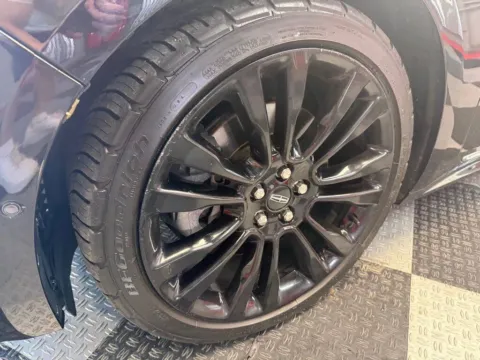 More photos of 2020 Lincoln Continental Reserve 4dr Sedan at Victory Motors Royal Oak, MI