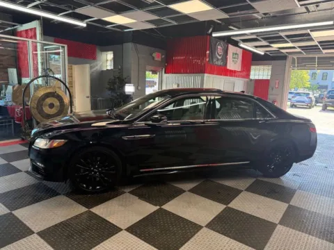 More photos of 2020 Lincoln Continental Reserve 4dr Sedan at Victory Motors Royal Oak, MI