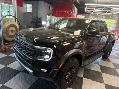 More photos of 2024 Ford Ranger Raptor 4x4 4dr SuperCrew 5.0 ft. SB at Victory Motors Royal Oak, MI