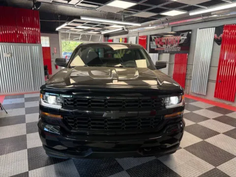 Another view of 2018 Chevrolet Silverado 1500 Custom 4x4 4dr Double Cab 6.5 ft. SB for sale in Royal Oak, MI at Victory Motors Royal Oak