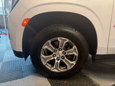 More photos of 2024 GMC Yukon XL SLE 4x4 4dr SUV at Victory Motors Royal Oak, MI