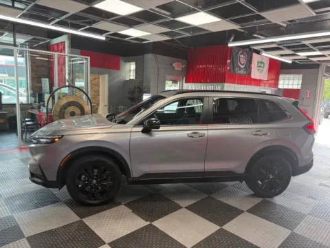 More photos of 2023 Honda CR-V Hybrid Sport Touring AWD 4dr SUV at Victory Motors Royal Oak, MI