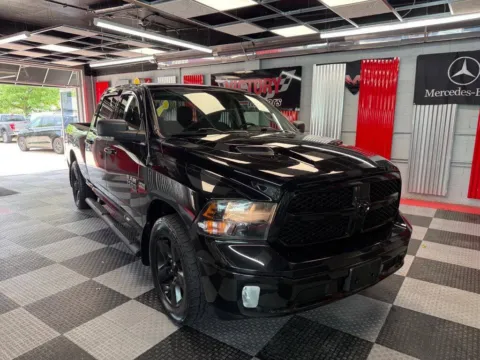 Black 2022 RAM 1500 Classic SLT 4x4 4dr Crew Cab 6.3 ft. SB Pickup for sale in Royal Oak, MI