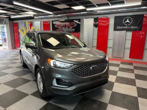 Photos of 2024 Ford Edge SEL AWD 4dr SUV for sale in Royal Oak, MI at Victory Motors Royal Oak