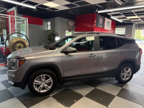 More photos of 2023 GMC Terrain SLE AWD 4dr SUV at Victory Motors Royal Oak, MI