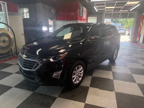 Another view of 2020 Chevrolet Equinox LT 4dr SUV w/2FL for sale in Royal Oak, MI at Victory Motors Royal Oak