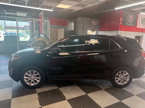 More photos of 2020 Chevrolet Equinox LT 4dr SUV w/2FL at Victory Motors Royal Oak, MI