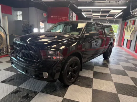 More photos of 2019 RAM 1500 Classic SLT 4x4 4dr Quad Cab 6.3 ft. SB Pickup at Victory Motors Royal Oak, MI