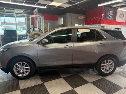 More photos of 2024 Chevrolet Equinox LT 4dr SUV w/1LT at Victory Motors Royal Oak, MI