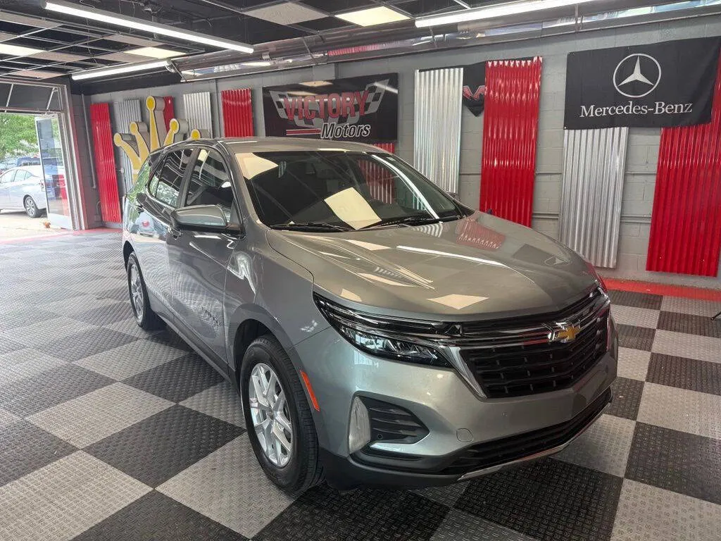 Gray 2024 Chevrolet Equinox LT 4dr SUV w/1LT for sale in Royal Oak, MI