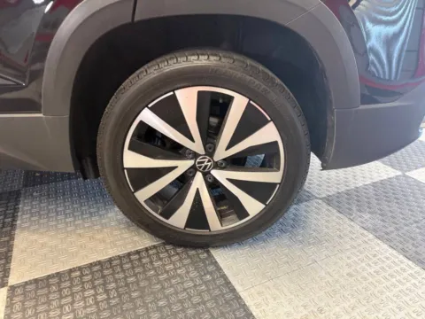 More photos of 2024 Volkswagen Taos SE 4dr SUV at Victory Motors Royal Oak, MI