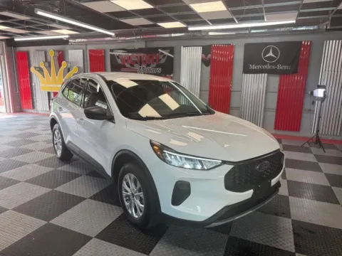 White 2024 Ford Escape Active AWD 4dr SUV for sale in Royal Oak, MI