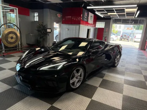 More photos of 2022 Chevrolet Corvette Stingray 2dr Convertible w/2LT at Victory Motors Royal Oak, MI