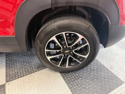 More photos of 2026 Chevrolet TrailBlazer LT 4x4 4dr SUV at Victory Motors Royal Oak, MI