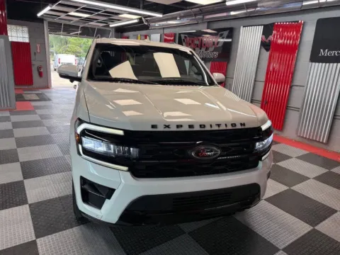 Photos of 2024 Ford Expedition Limited 4x4 4dr SUV for sale in Royal Oak, MI at Victory Motors Royal Oak