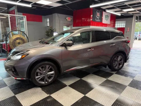 More photos of 2024 Nissan Murano Platinum AWD 4dr SUV at Victory Motors Royal Oak, MI