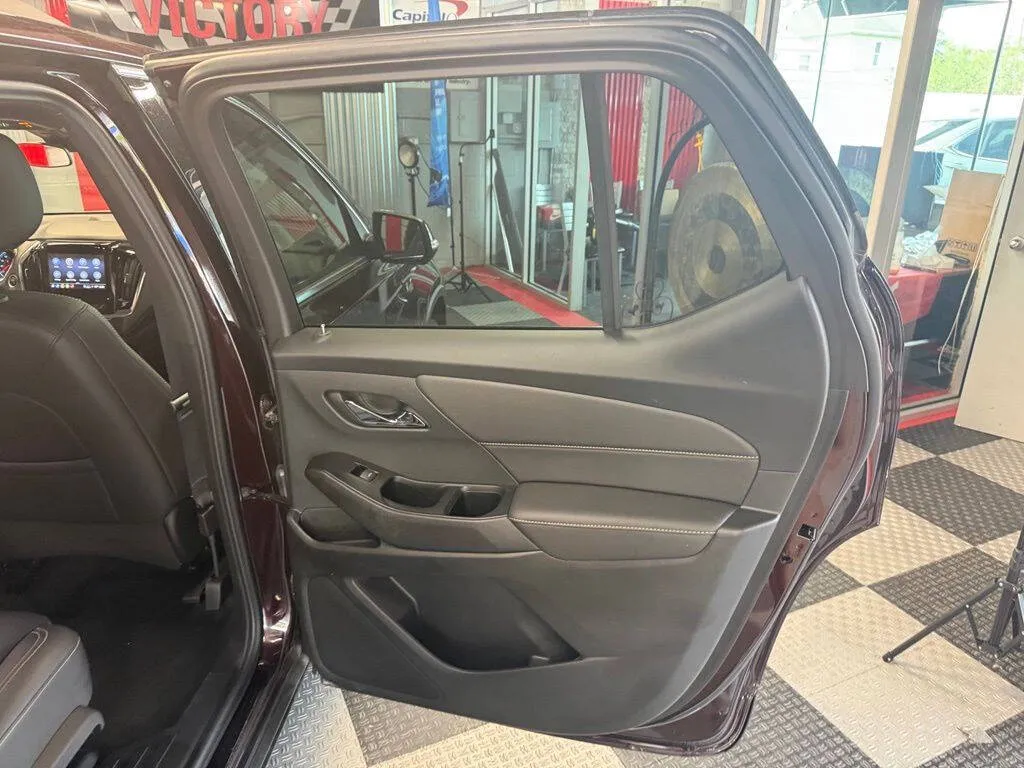 2023 Chevrolet Traverse 3LT - Photo 27