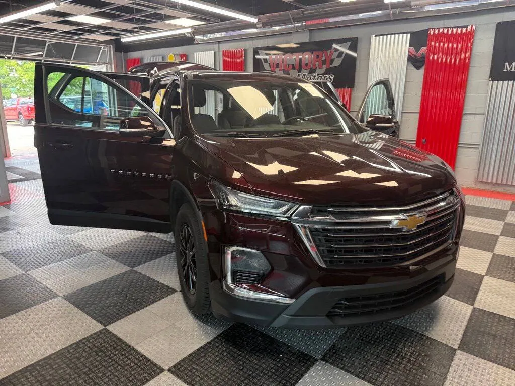 2023 Chevrolet Traverse 3LT - Photo 35