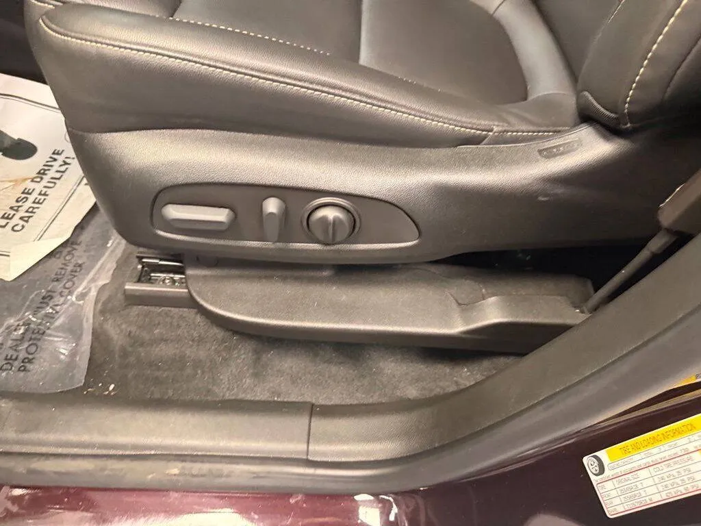2023 Chevrolet Traverse 3LT - Photo 16