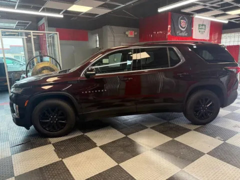 More photos of 2023 Chevrolet Traverse LT Leather 4x4 4dr SUV at Victory Motors Royal Oak, MI