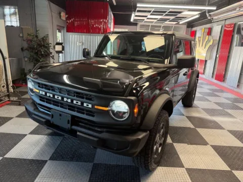 Another view of 2025 Ford Bronco Big Bend 4x4 4dr SUV for sale in Royal Oak, MI at Victory Motors Royal Oak