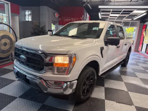 More photos of 2021 Ford F-150 XLT at Victory Motors Royal Oak, MI
