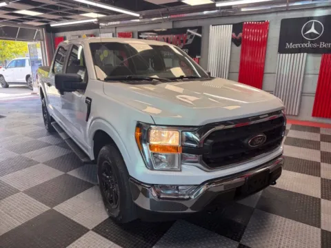 White 2021 Ford F-150 XLT for sale in Royal Oak, MI