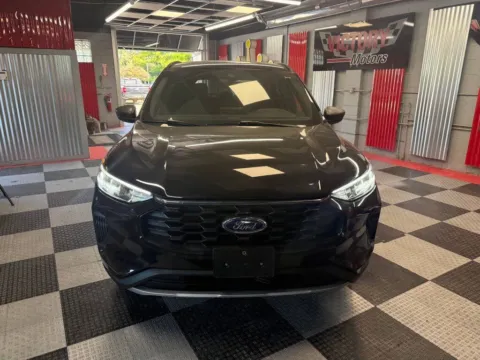Photos of 2025 Ford Escape ST Line AWD 4dr SUV for sale in Royal Oak, MI at Victory Motors Royal Oak