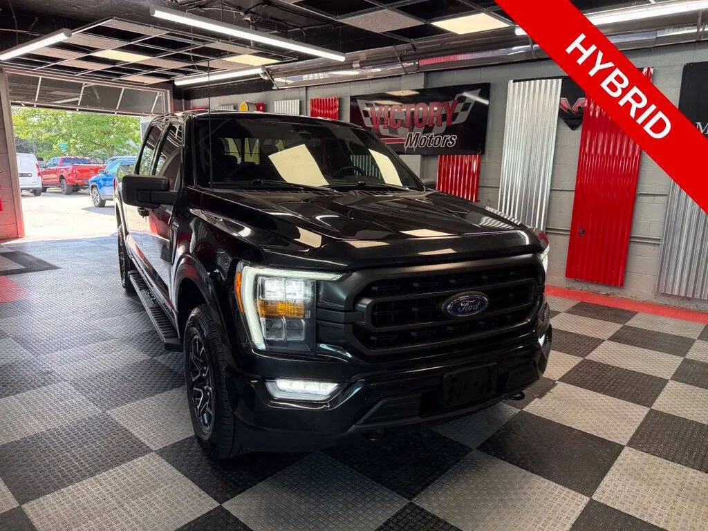 Black 2023 Ford F-150 XLT for sale in Royal Oak, MI