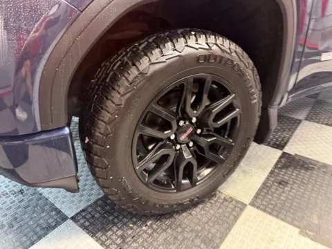 More photos of 2022 GMC Sierra 1500 Limited Elevation at Victory Motors Royal Oak, MI