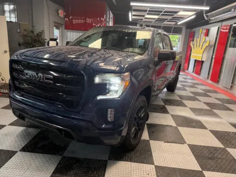 Another view of 2022 GMC Sierra 1500 Limited Elevation for sale in Royal Oak, MI at Victory Motors Royal Oak