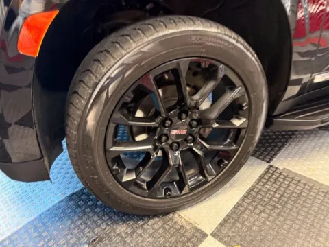 More photos of 2023 GMC Yukon SLT 4x4 4dr SUV at Victory Motors Royal Oak, MI