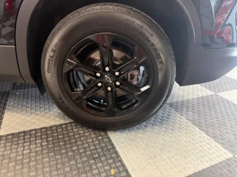 More photos of 2024 Chevrolet Blazer LT 4dr SUV w/2LT at Victory Motors Royal Oak, MI